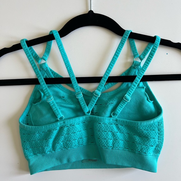 Gymshark sports bra - Picture 2 of 3